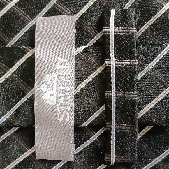 Stanfford Executive Neck Tie Black & Silver - Picture 4 of 6